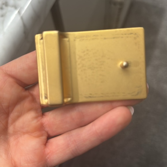 Louis Vuitton Gold Plaque - Picture 2 of 3